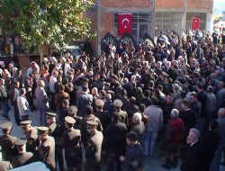 Malatya şehidine ağladı